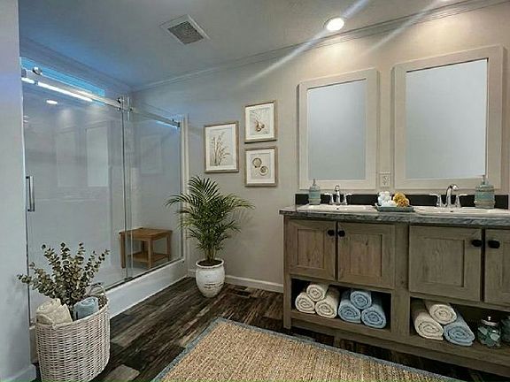 3rd image of 26001 S Oak St #161