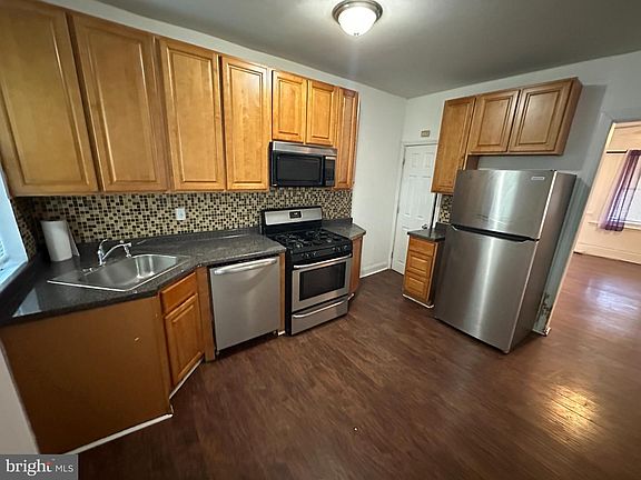 5th image of 5734 N Lambert St