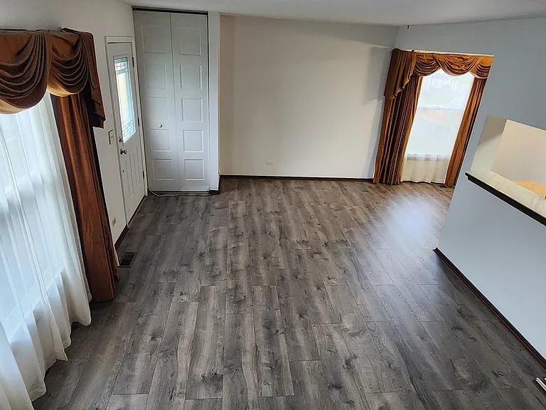 322 Russet Way — Photo 12