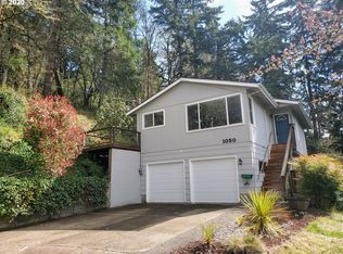 1050 Snell St, Eugene, OR 97405