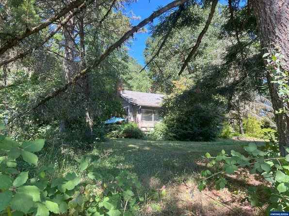 3780 NW Highland Dr, Corvallis, OR 97330