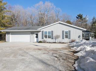 10305 Reifs Mills Rd, Whitelaw, WI 54247