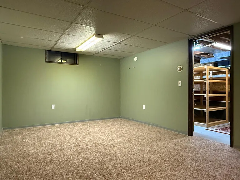 12915 E Blossey Ave — Photo 11