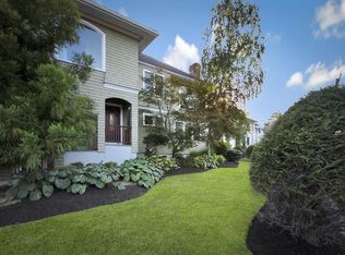 56 Elwin St, Swampscott, MA 01907