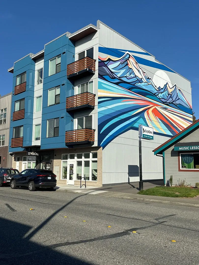 Velo Apartments — Photo 1