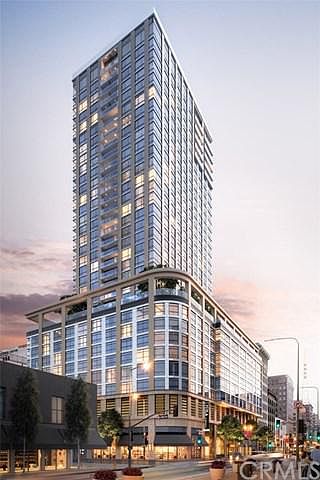 1st image of 400 S Broadway Ave APT 1704