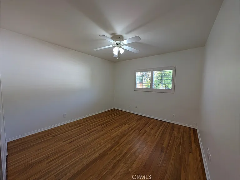 582 N Sunnyslope Ave — Photo 41