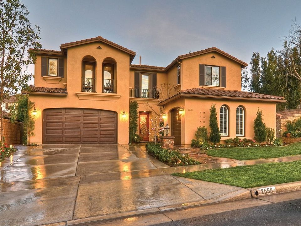 Welcome to 2558 Harrison Circle, Fullerton, Ca 92835