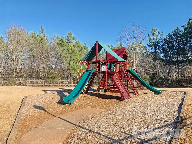 514 Lobdale Falls Dr — Photo 15
