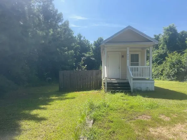 724 Old Highway 49, Mc Henry, MS 39561