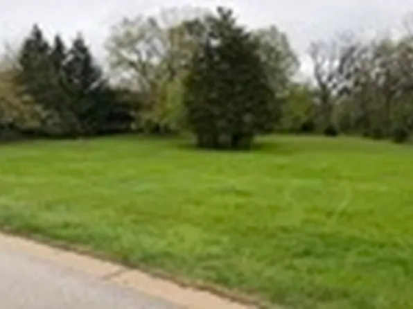 60 Hillburn Ln, North Barrington, IL 60010