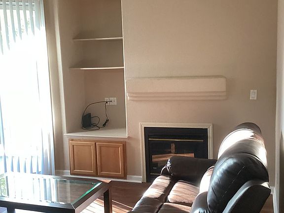 5th image of 5201 Laguna Oaks Dr Unit 15