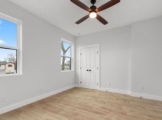 7918 Sealey St, Houston, TX 77088