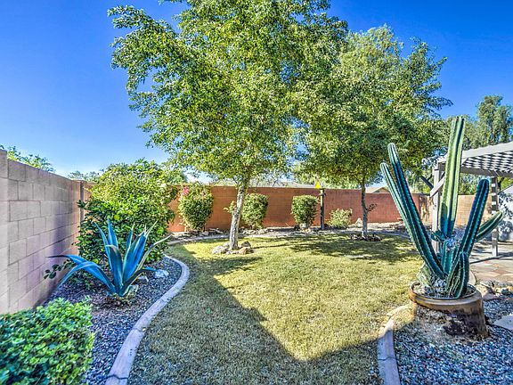 5th image of 29984 N Maravilla Dr
