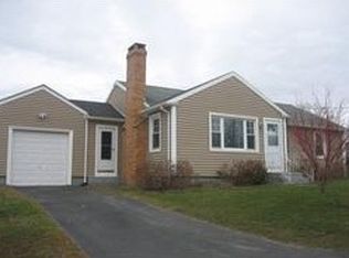 11 Seaspray Way, Little Compton, RI 02837