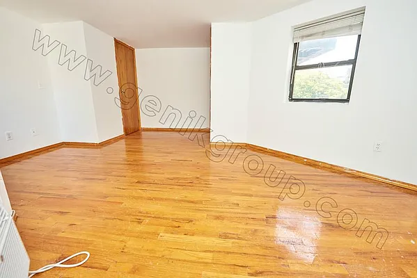 Rented by Genik Group Corp | media 14