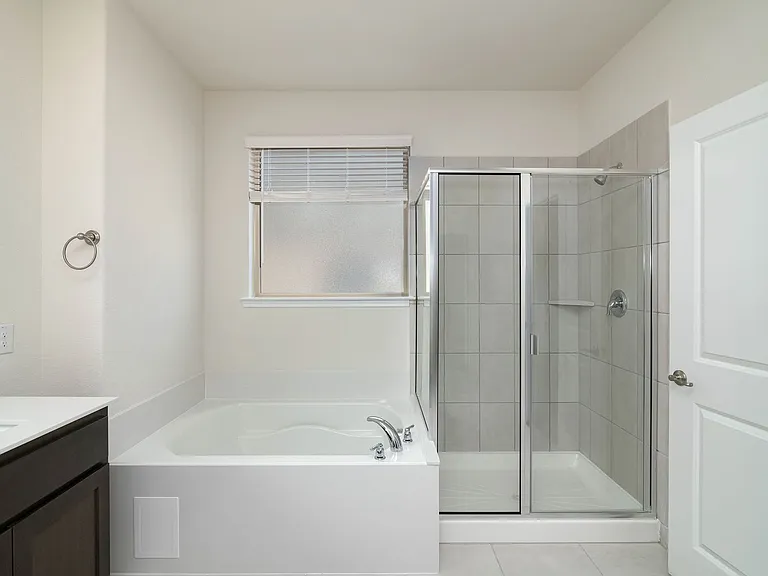 229 Tate Ln — Photo 19