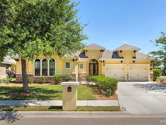 2nd image of 1921 Seagull Ln