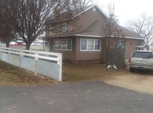 30082 Holly Rd, Sterling, IL 61081