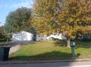 905 N Wilder Rd, Lapeer, MI 48446