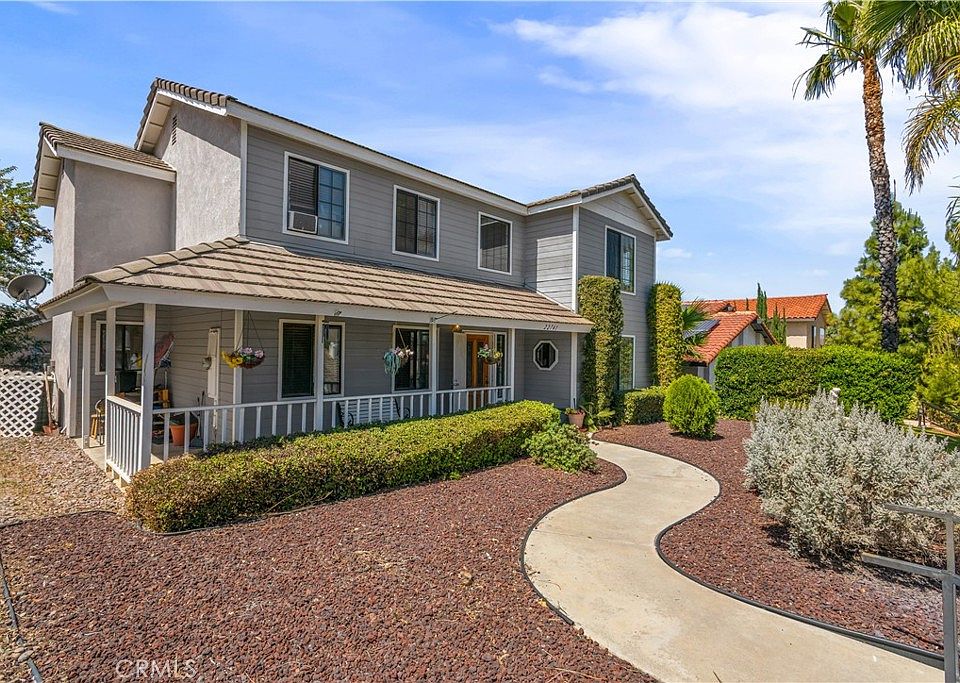 1st image of 22741 Cascade Dr