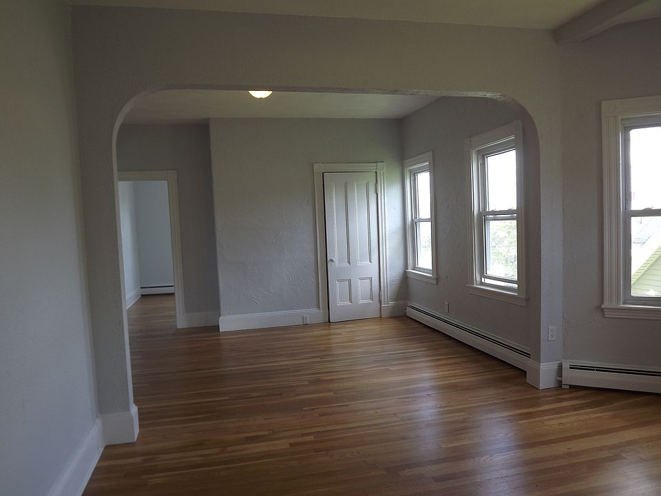 open living/dining room, view 1