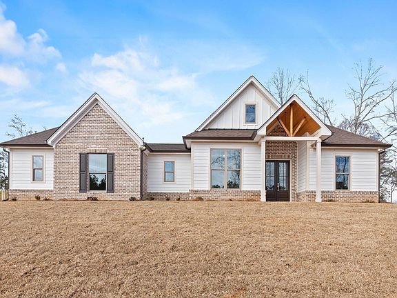 2nd image of 661 Seagull Ln