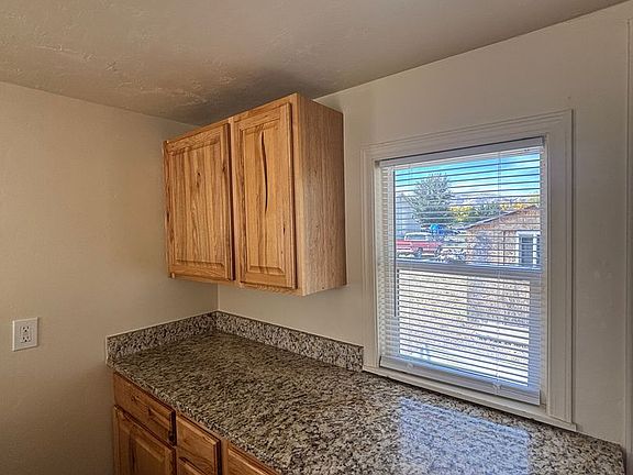 5th image of 651 McKinley Ave