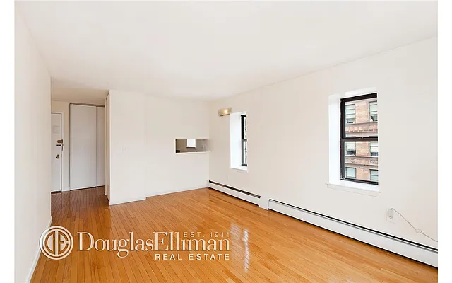 Sold by Douglas Elliman | media 18