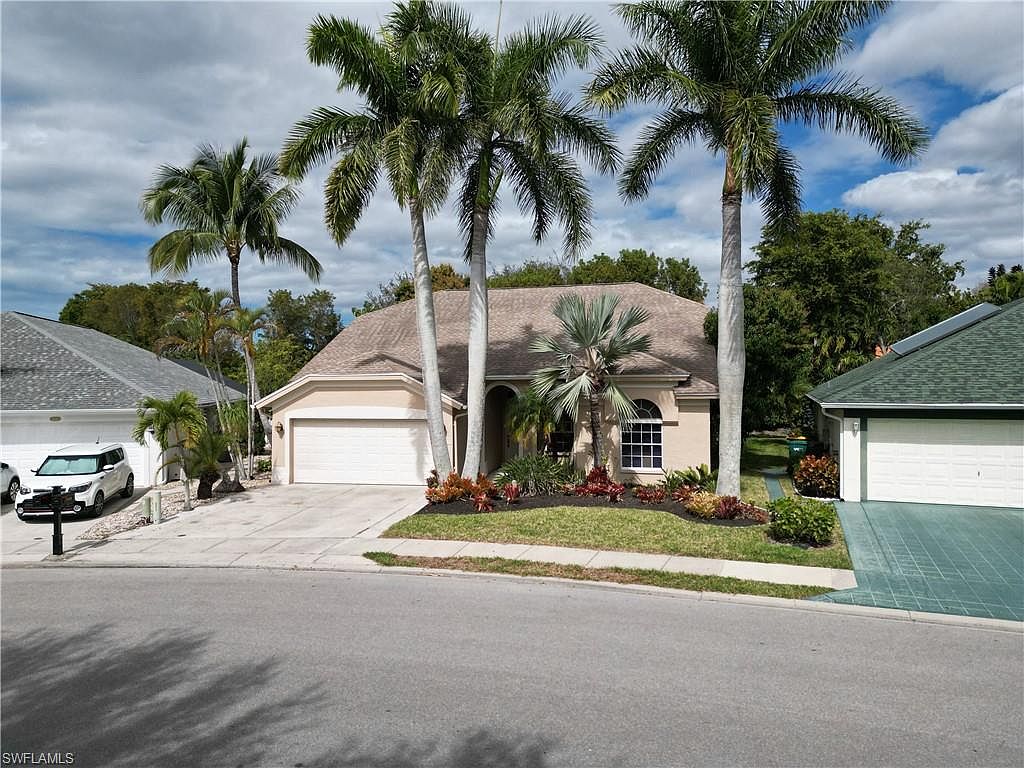 7693 Citrus Hill LN, Naples, FL 34109 | Zillow
