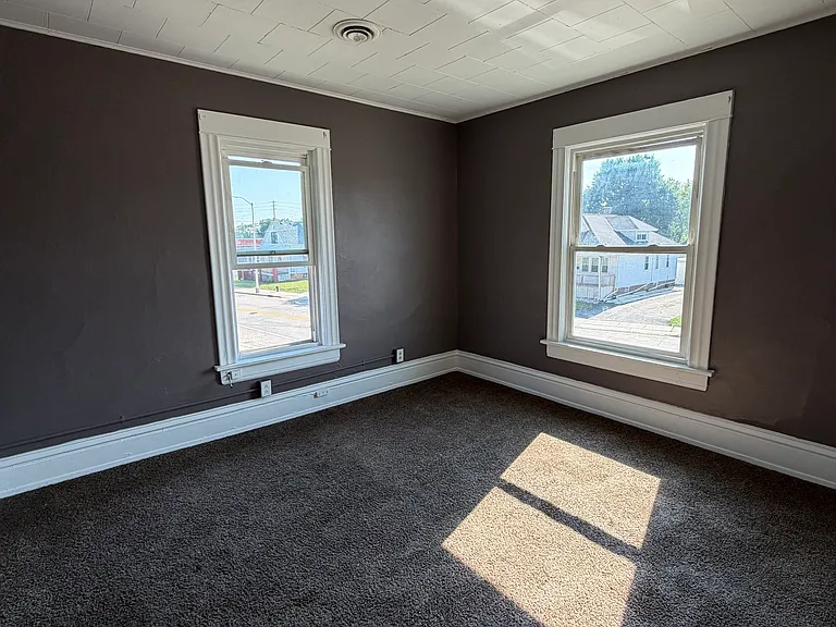 2055 Douglas Ave — Photo 4