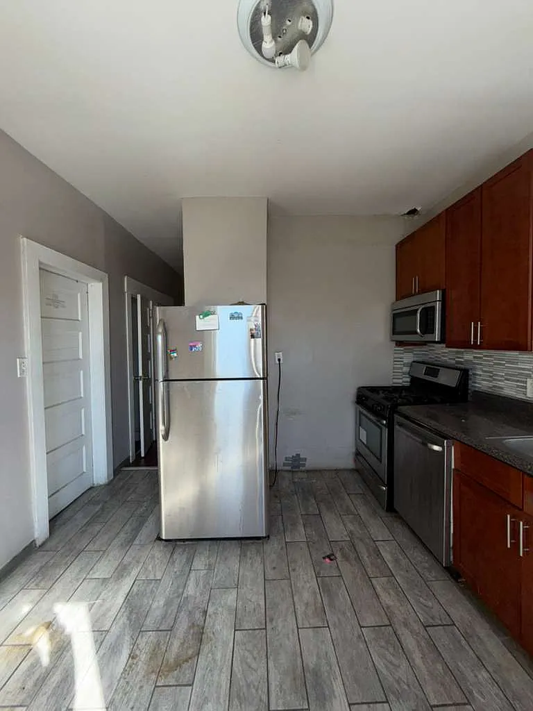 3 bed, $2,600 — Photo 3