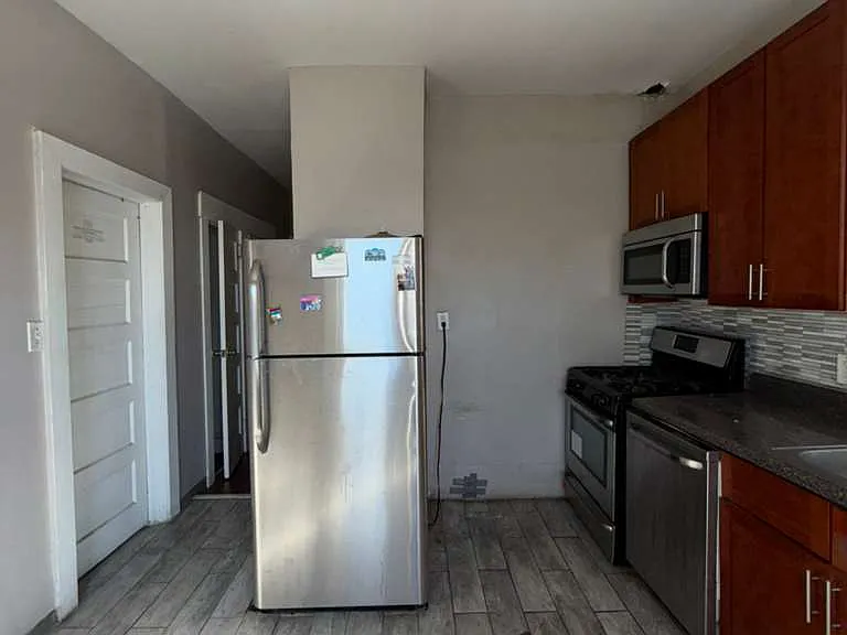 63 Wade St #2 — Photo 2