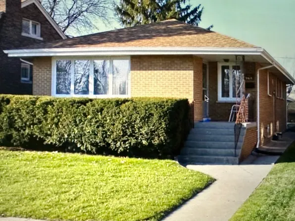 968 Golf Ct, Calumet City, IL 60409