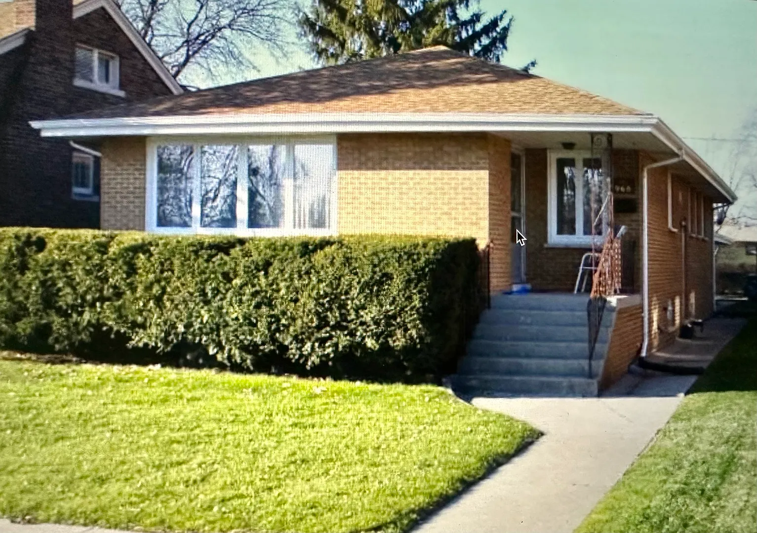 968 Golf Ct photo 1