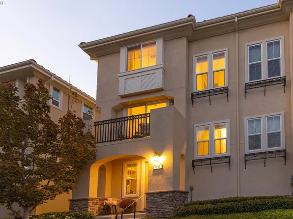 71 Heligan Ln, Livermore, CA 94551