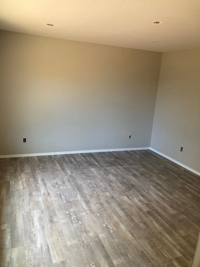 Great home in Strafford! — Photo 4