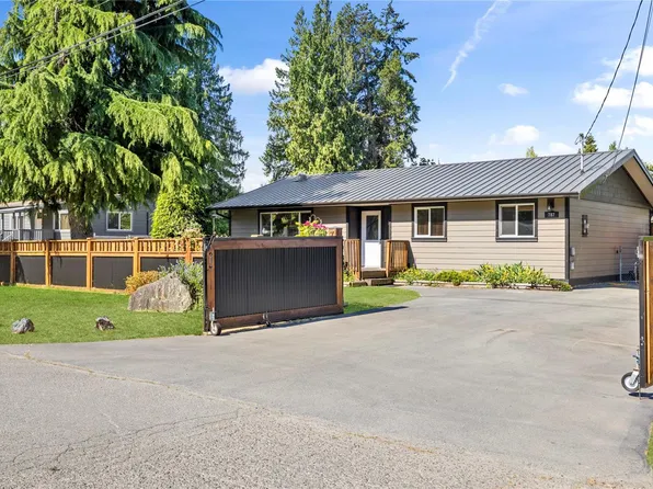 787 Barclay Cres S, Nanaimo, BC V9P 1Z3