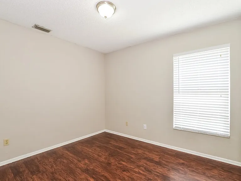 1176 Countrywind Dr — Photo 10
