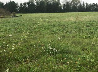 S91W32575 Granite Ct, Mukwonago, WI 53149