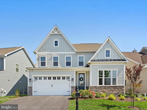 12353 Hidden Bay Dr, Berlin, MD 21811