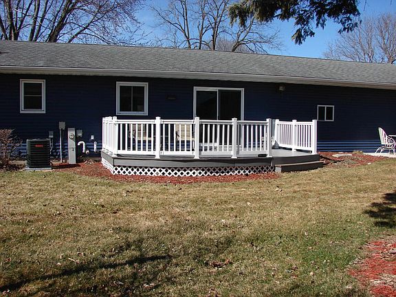 4th image of 1101 Roelli Ln