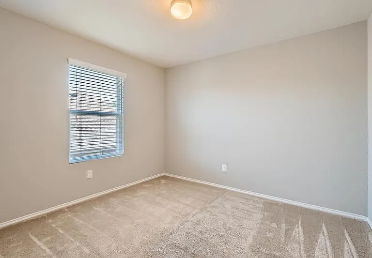 13927 Laurel Br — Photo 18
