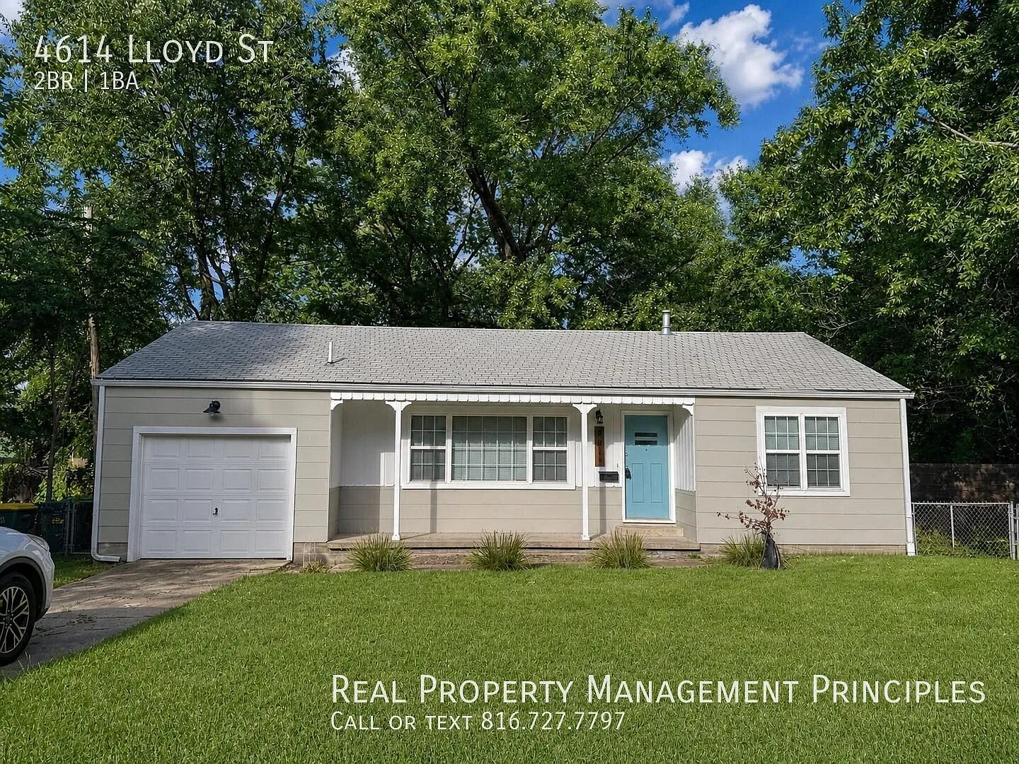 Beautifully Renovated 2-Bedroom Home with Large Backyard Deposit Free Living Available via Obligo!! — Photo 1