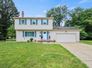 1785 Alverne Dr, Poland, OH