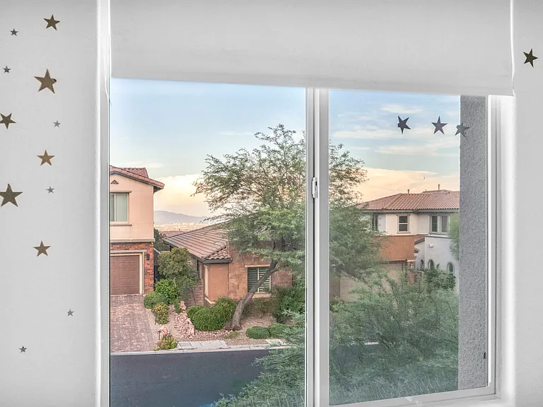 233 Castellari Dr — Photo 13