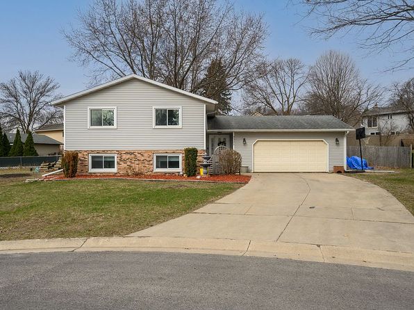 3321 8th Ln NW, Rochester, MN 55901