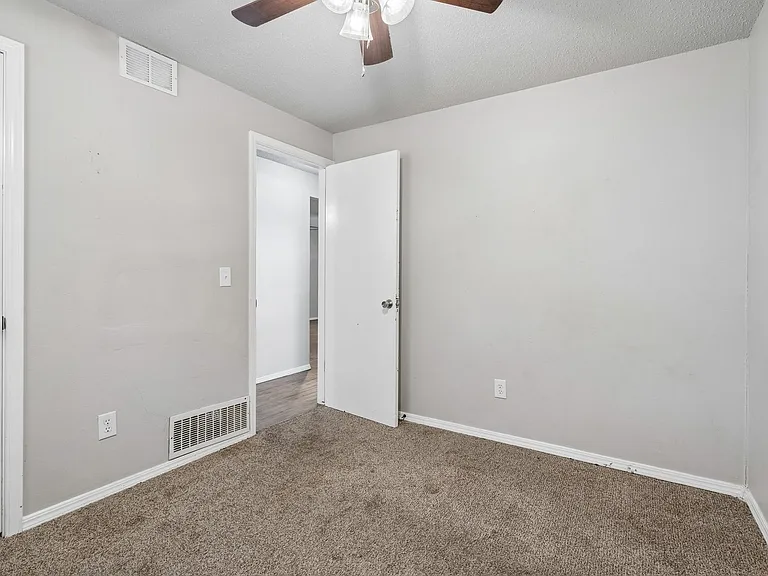 4008 SE 46th St — Photo 28