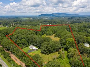 104 Cotswold Ln, King, NC 27021