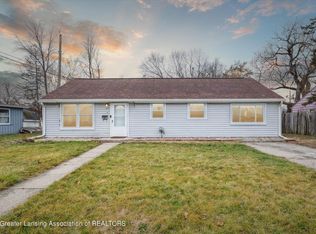1015 Eastfield Rd, Lansing, MI 48917
